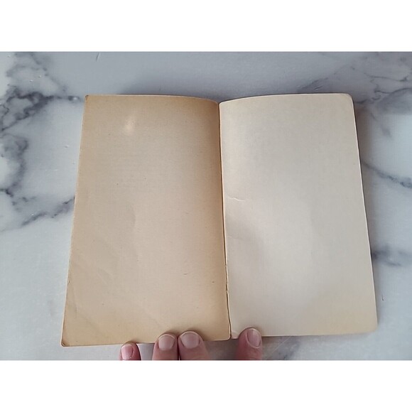 The Hound Of The Baskervilles By Sir Arthur Conan Doyle Paperback - Picture 8 of 10